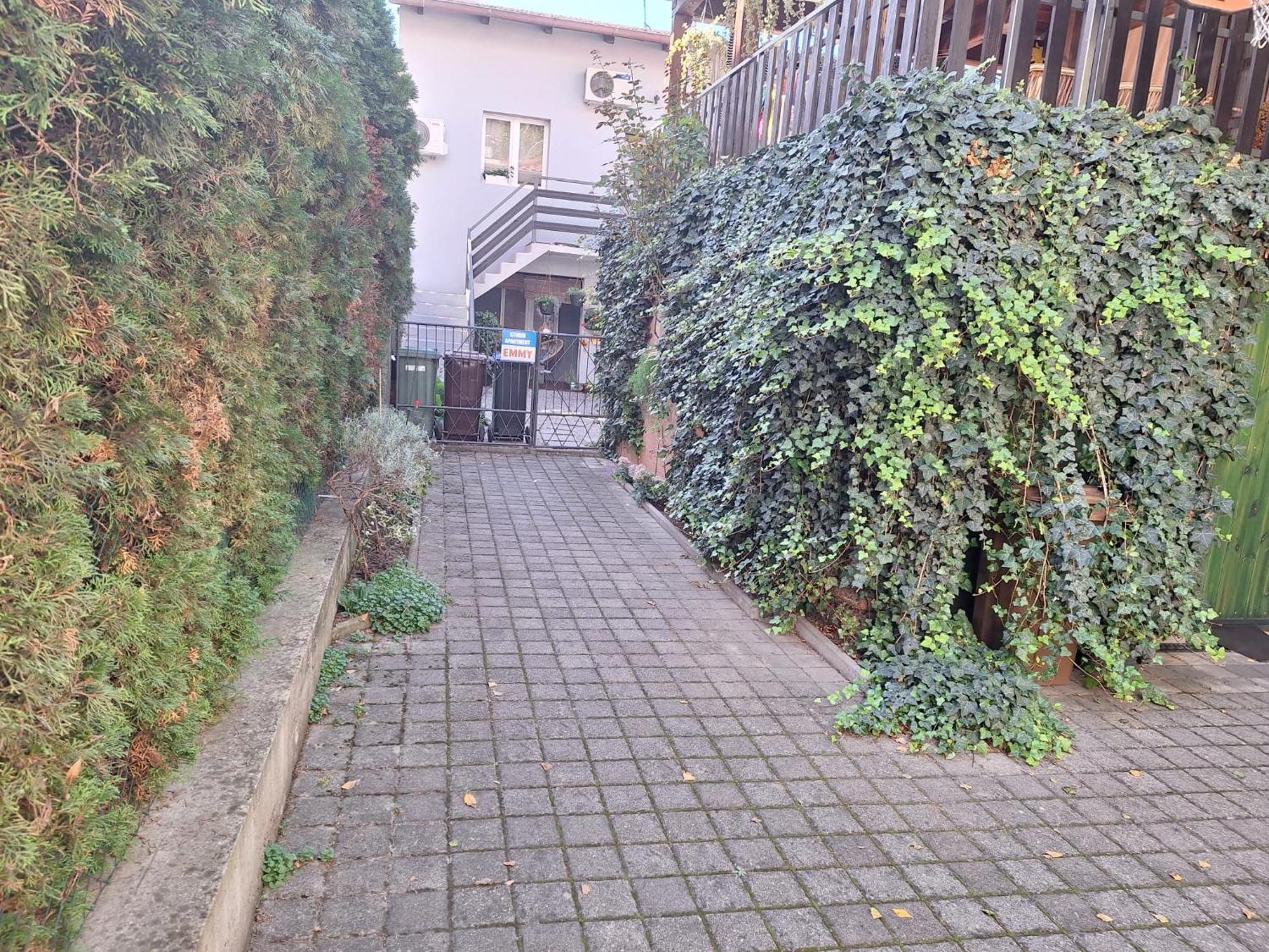 New Studio Apartment Emmy With Free Street Parking 자그레브 외부 사진